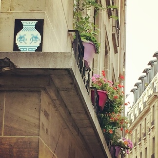 Ming vase #spaceinvader #parismaville