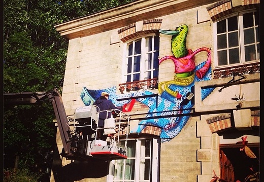 Il se passe toujours quelque chose au près du bassin #PavillonDesCanaux #Villette #streetart