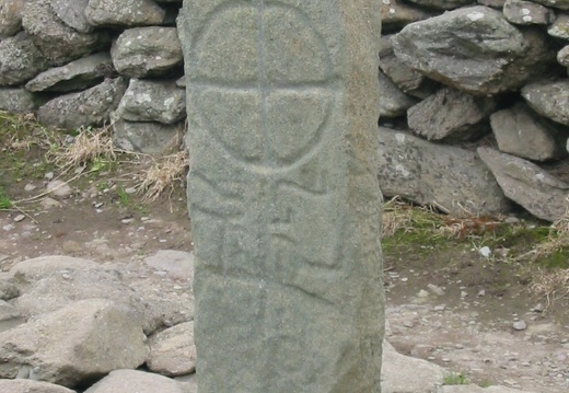 Pierre gravée à coté du Gallorus Oratory