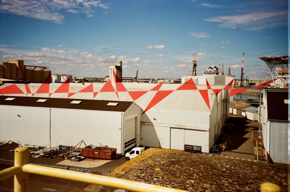 Suite de triangles, Anamorphose de Felice Guerini, Port de St Nazaire